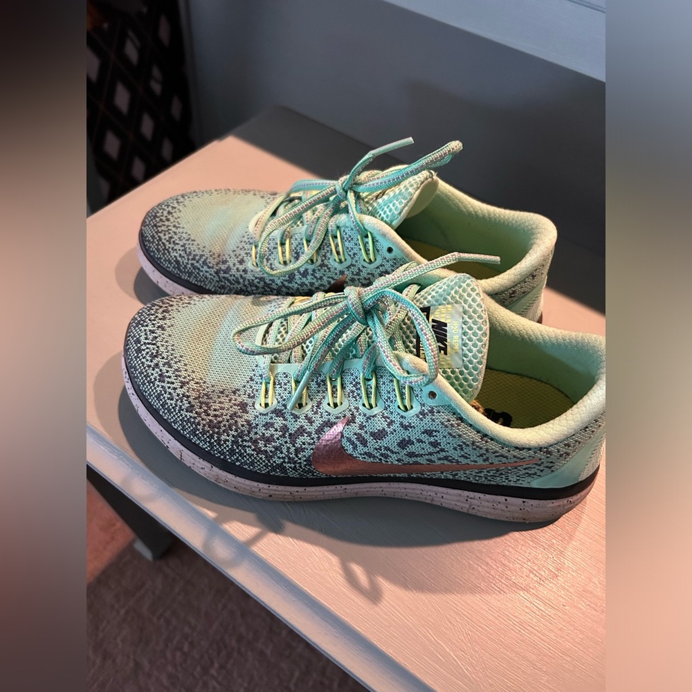 Nike ladies runners